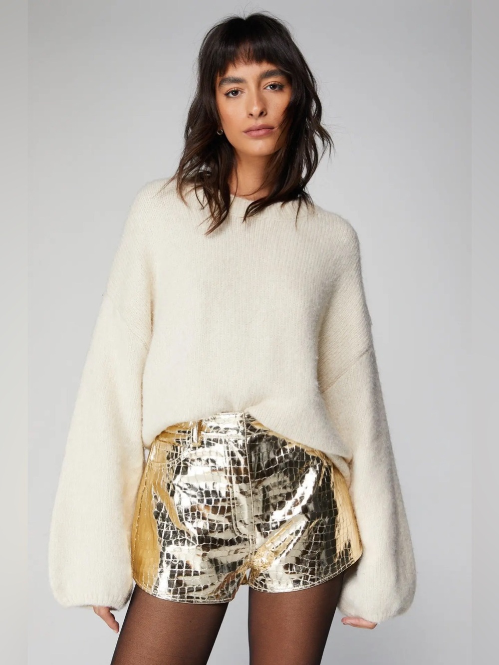 NWT Nasty Gal Gold Metallic Croc Faux Leather Shorts Size 4 Small - Picture 2 of 8